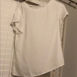 White ruffled sleeve blouse